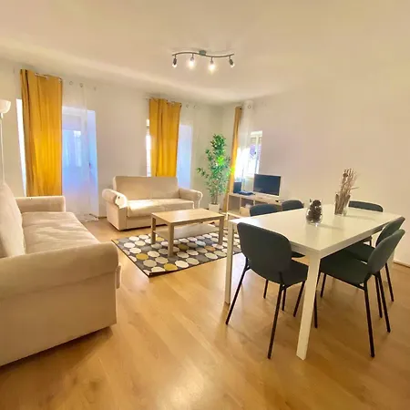 Avenida Liberdade 3 شقة